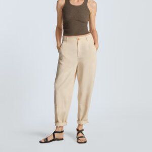 Everlane relaxed fit chino size 2